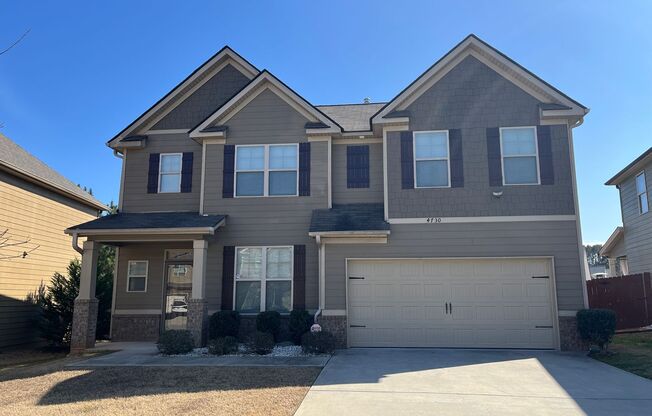 Beautiful 4 bedroom, 2.5 bathroom home In the desirable Parkway Villages Community in Union City! Must See!