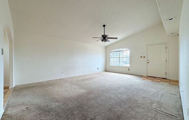 East El Paso 3 bed Refrig A/C