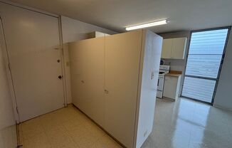 Moiliili/University - 2 Bdrm/1 Bath/1 Prkg - $1,675