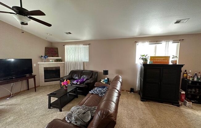 Bright and Spacious Condo