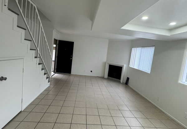 13012 Riverside Dr