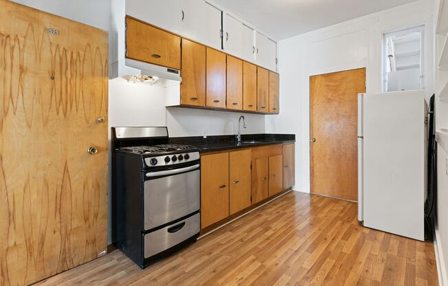 1 bed, 1 bath, $2,200, Unit #2