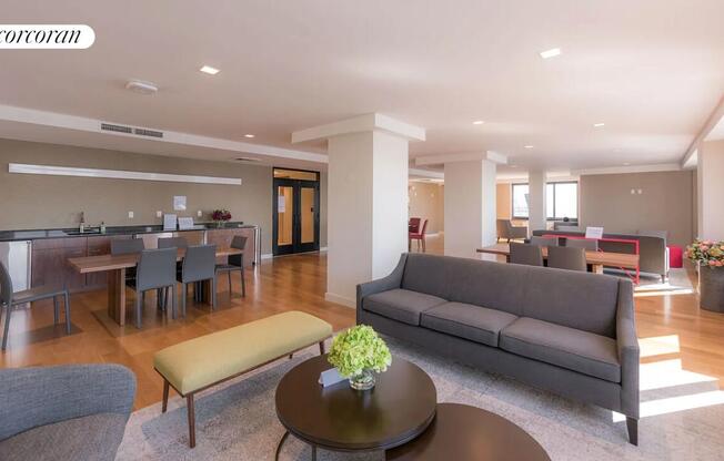 3 beds, 2.5 baths, 1,882 sqft, $11,575, Unit 38F