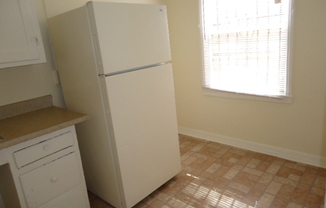 Studio, 1 bath, 450 sqft, $1,595