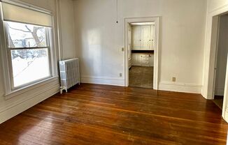 2 beds, 1 bath, $1,100, Unit 115 Spring St. Gloversville, NY 12078 - 115 Spring St. (Downstairs)