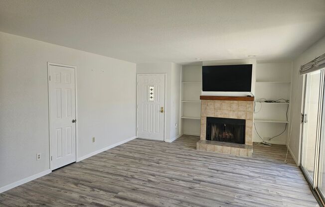 2 beds, 2 baths, $1,500, Unit # #F 61