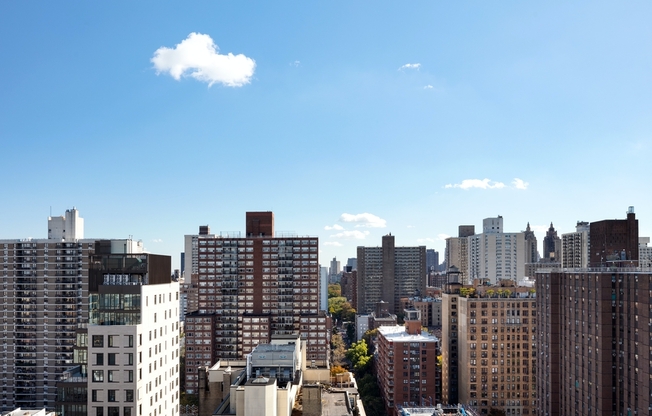 1 bed, 1 bath, 600 sqft, $4,940, Unit 12K