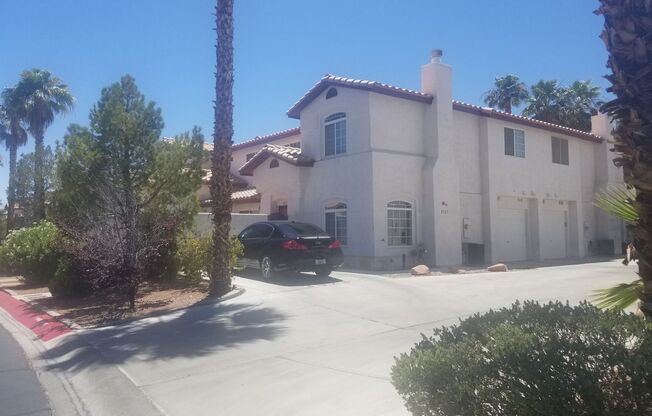 SW- 3 Bedroom Townhome!