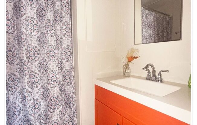 1 bed, 1 bath, 420 sqft, $750, Unit 189B