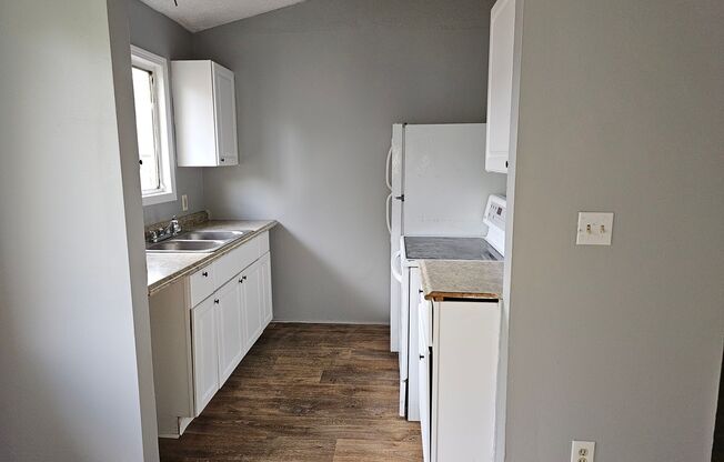 473 Zahn Drive Apartments