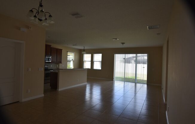 3 Bedrooms 2.0 Bath Home for Rent at 4903 Soft Rush street, Orlando, FL, 32811