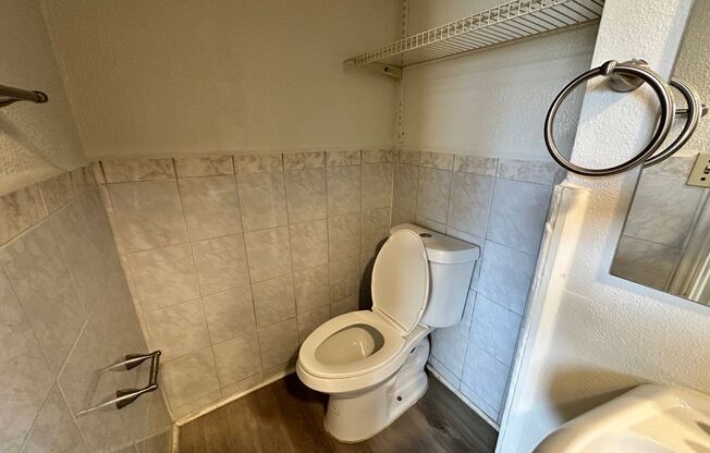 1 bed, 1 bath, 400 sqft, $650