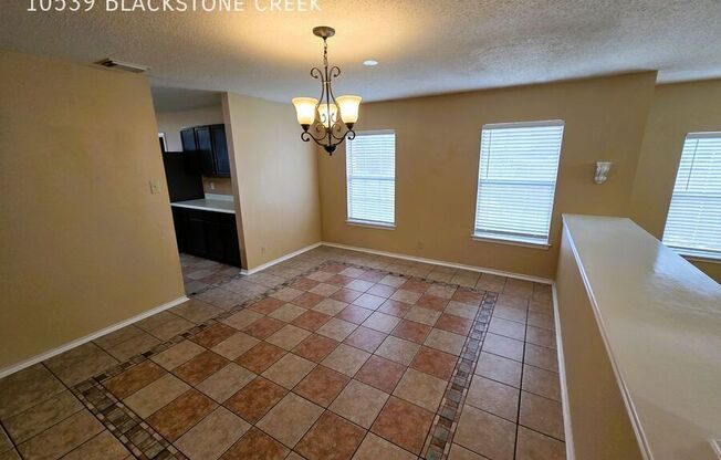 10539 BLACKSTONE CRK