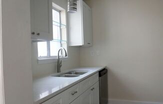 2 beds, 1 bath, $2,100, Unit 1026 - A