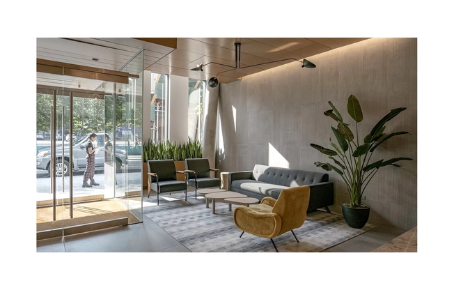 150 RIVINGTON ST