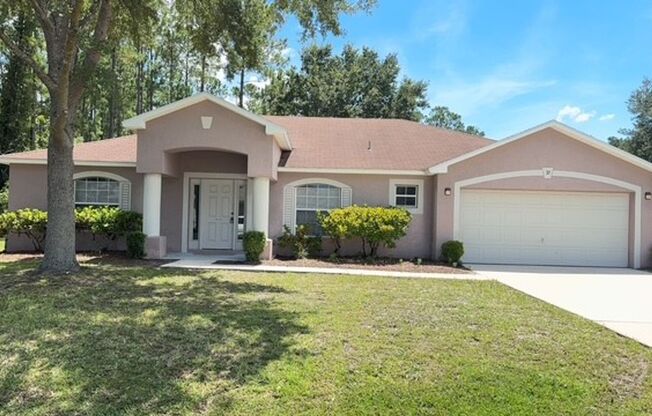 Lehigh Woods Lots of living space in this 3 bedroom, 2 bath home