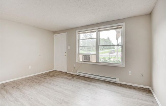 2 beds, 1 bath, 900 sqft, $1,195, Unit 1875 Johnson Road