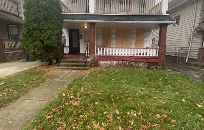 1104 E 143 ST