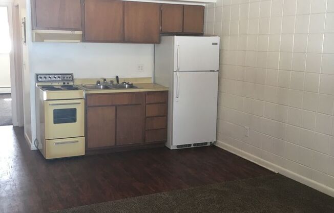 1 bed, 1 bath, $925, Unit 1944