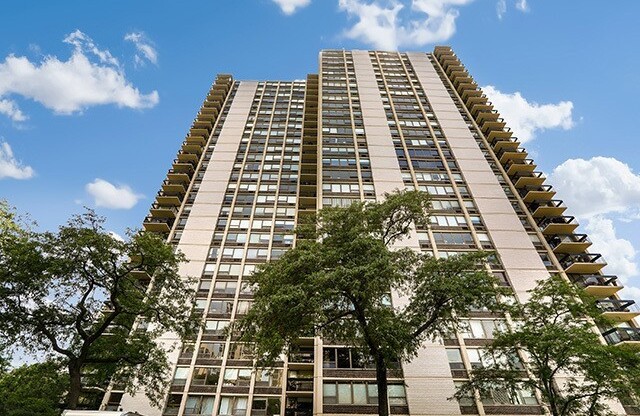 Beautiful One Bedroom apt in Old Town