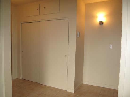 3 beds, 1 bath, 1,500 sqft, $2,895, Unit Upper