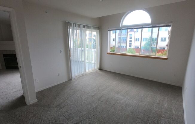 Montclair Condo; Very Close to Campus