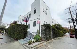 PINNACLE APEX-1316 LEMOYNE STREET