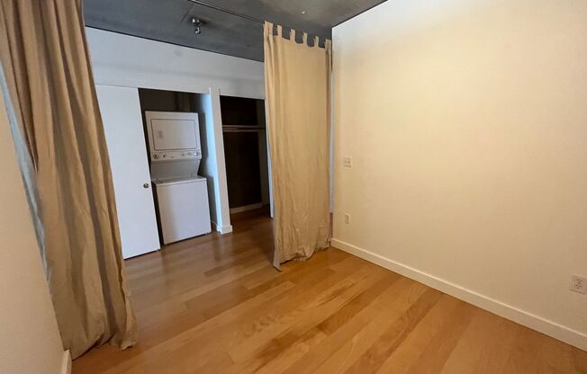 Studio, 1 bath, $1,450