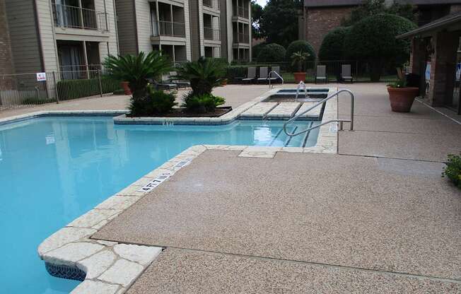 Trails of Walnut Creek pool area