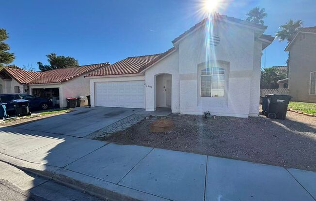 GR8 SINGLE-STORY HOME