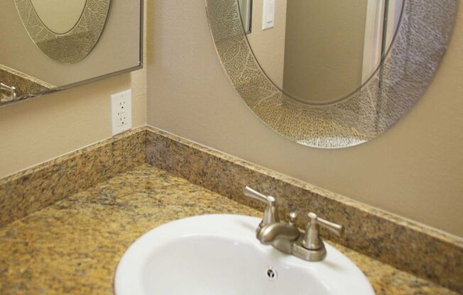 Lime on 4th Apartments