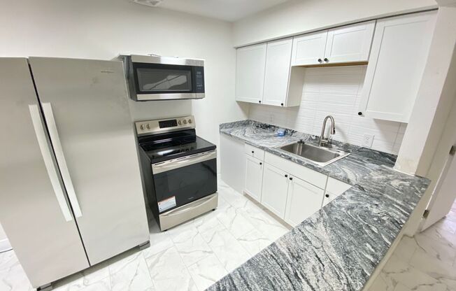 Modern 1Bed/1Bath Apartment in the Heart of Downtown