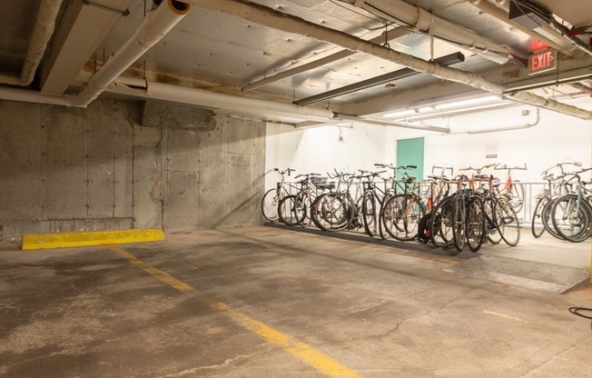 2 beds, 1 bath, 854 sqft, $3,600, Unit 4-G