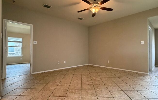 Highly sought-after 4 BED & 2 BATH in North Fort Worth