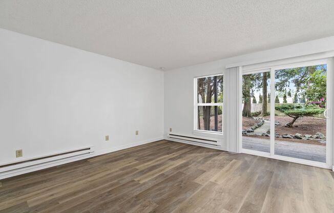 2 beds, 1 bath, 860 sqft, $1,750, Unit 29