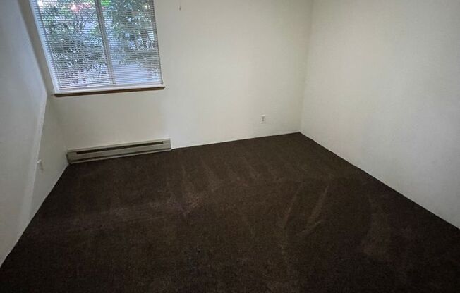 2 beds, 1.5 baths, 900 sqft, $1,600, Unit C104