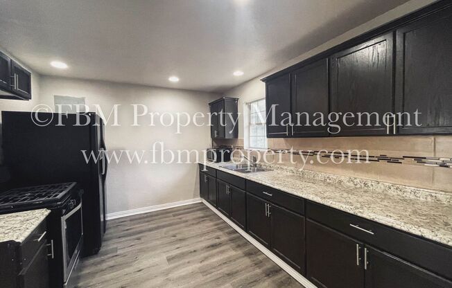 1307 Janann - Beautiful 3 Bedroom, 2 Bathroom Home in Arlington, TX!