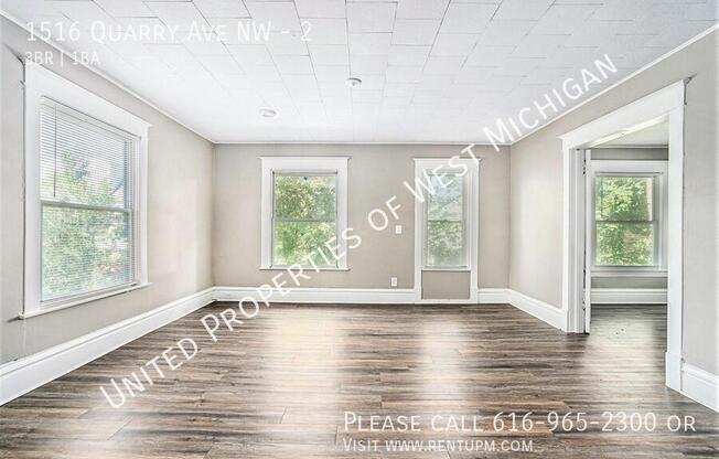 1516 QUARRY AVE NW