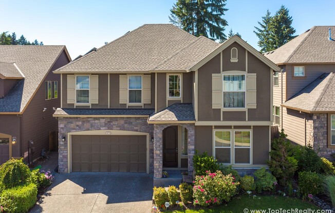 Stunning 3 BD* 3 Full Bath* Single Family Home Located In Orenco! This Big Luxury Home Has it All*By Intel & Park*Fncd