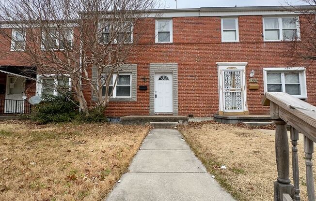 Charming 4 Bedroom/2 Bathroom Townhome in Mid-Govans, MD!