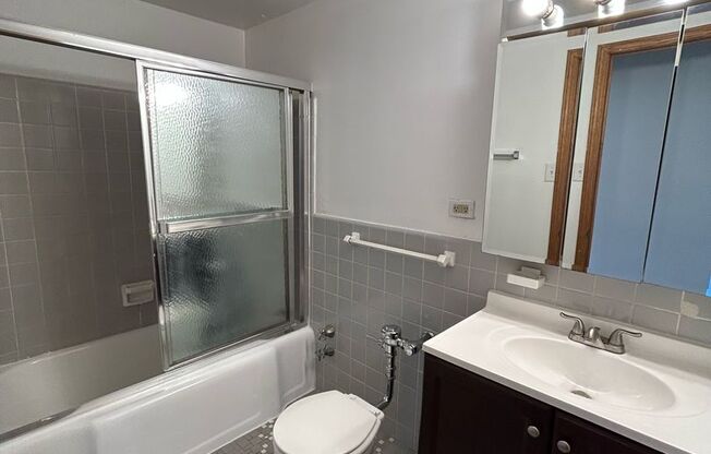 1 bed, 1 bath, 700 sqft, $1,850, Unit 418-1310