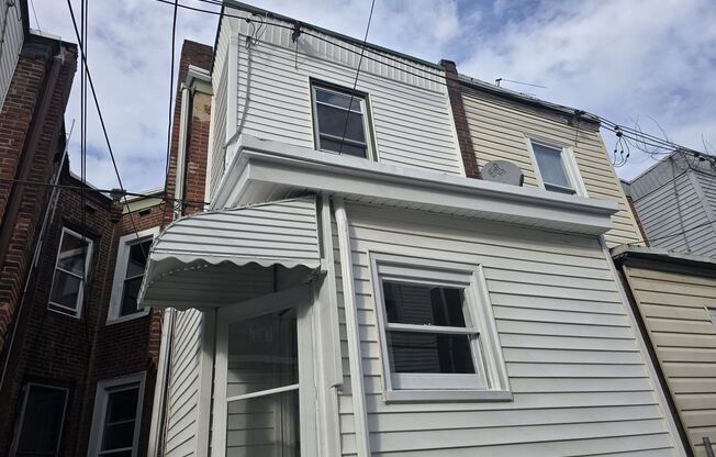 Modern and newly updated three bedroom home