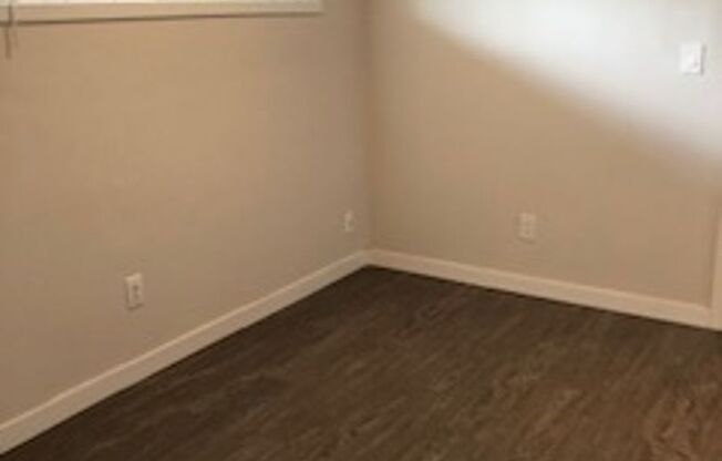 1 bed, 1 bath, 324 sqft, $1,395, Unit 2-A