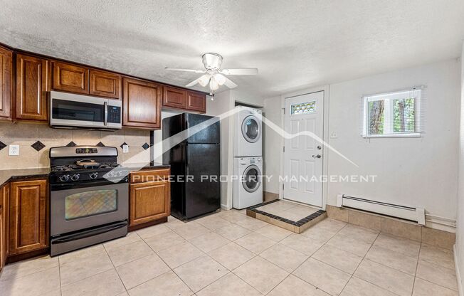 2 beds, 1 bath, $1,475