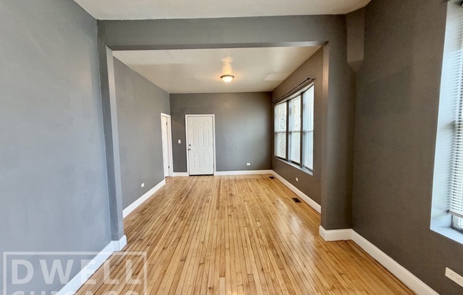 731 N CHRISTIANA