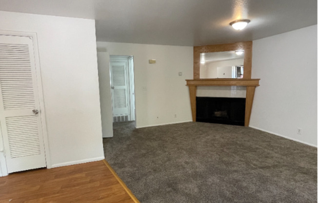 2 beds, 1 bath, 900 sqft, $1,095, Unit Unit 6