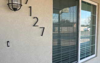7127 W DESERT CV