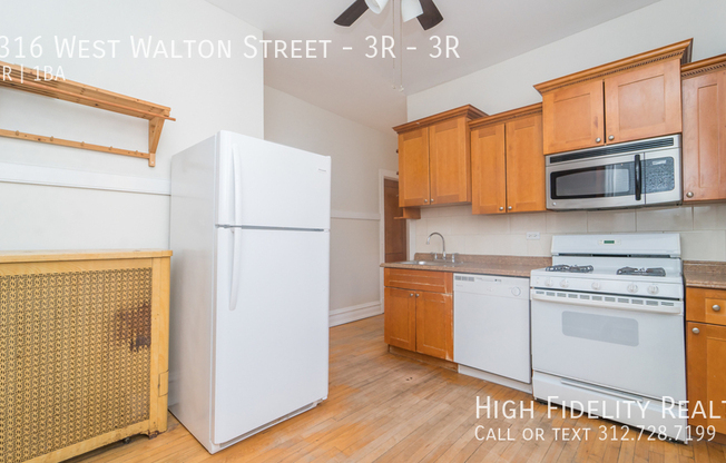 2316 W WALTON ST
