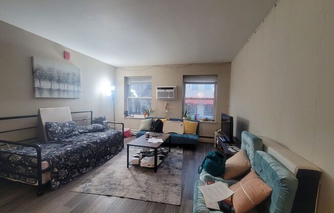 3069 Oakland