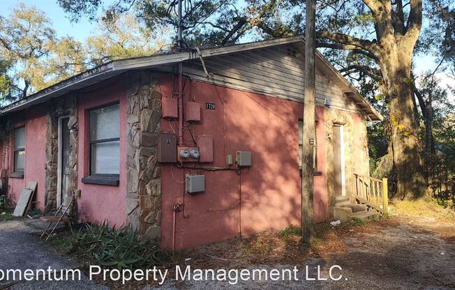 1728 E. Idell St. Apt A 1728 E. Idell St. Apt B